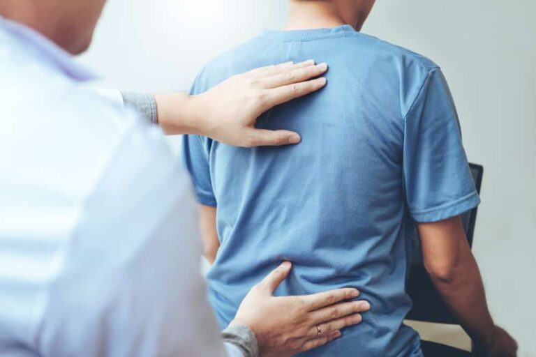 Tips for Finding the Best Back Doctor Glendale - Glendale Chiropractic - Dr. John Brockway